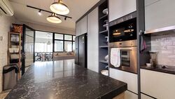 Blk 560 Hougang Street 51 (Hougang), HDB Executive #475174711